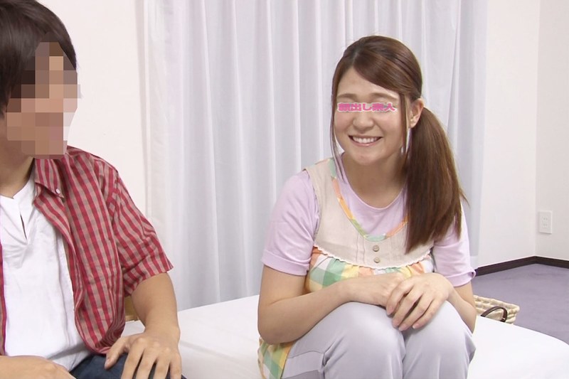 子供が大好き！どんなときでも笑顔あふれる素人の巨乳お姉さん限定！童貞クンの夢である授乳手コキをお願いしたら心優しい新人の幼稚園の先生＆保母さんは大きなおっぱいと母性愛を刺激され筆おろしSEXしてくれるのか！？ ひかり - FANZAアダルト動画レビュー